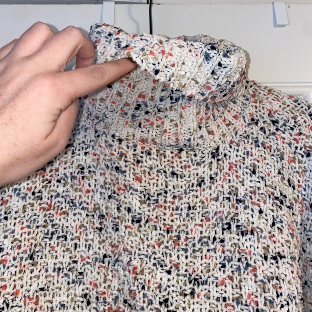 Multicolor Sweater - Picture 3 of 7